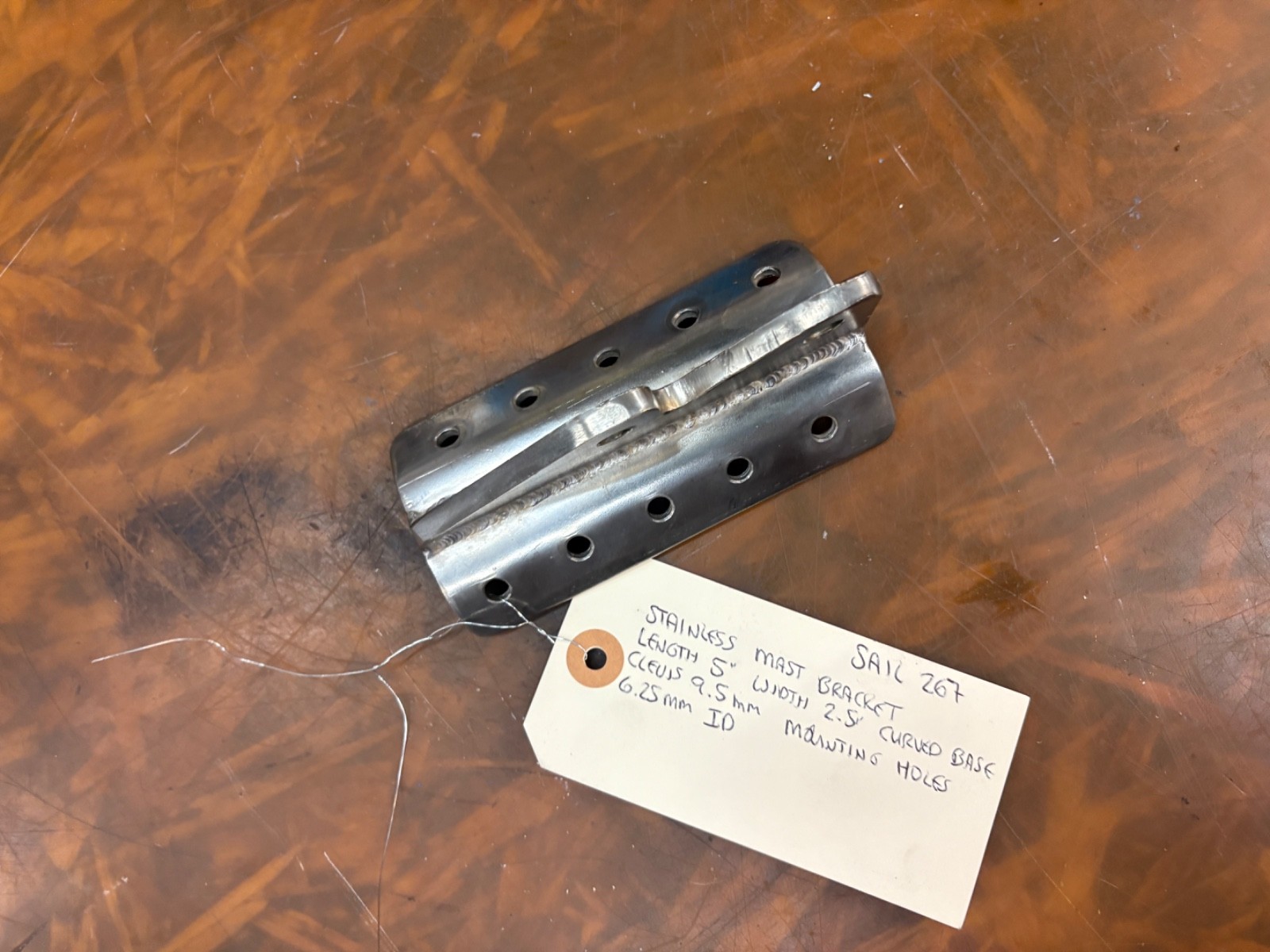 STAINLESS MAST BRACKET LENGTH 5" WIDTH 2.5" CURVED BASE CLEVIS 0.37" (9.5MM)...