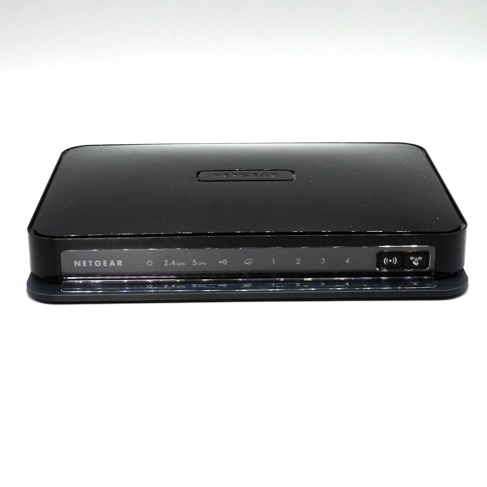 NETGEAR WNDR3700 v2 N600 Wireless Dual Band Gigabit Router NO Adapter