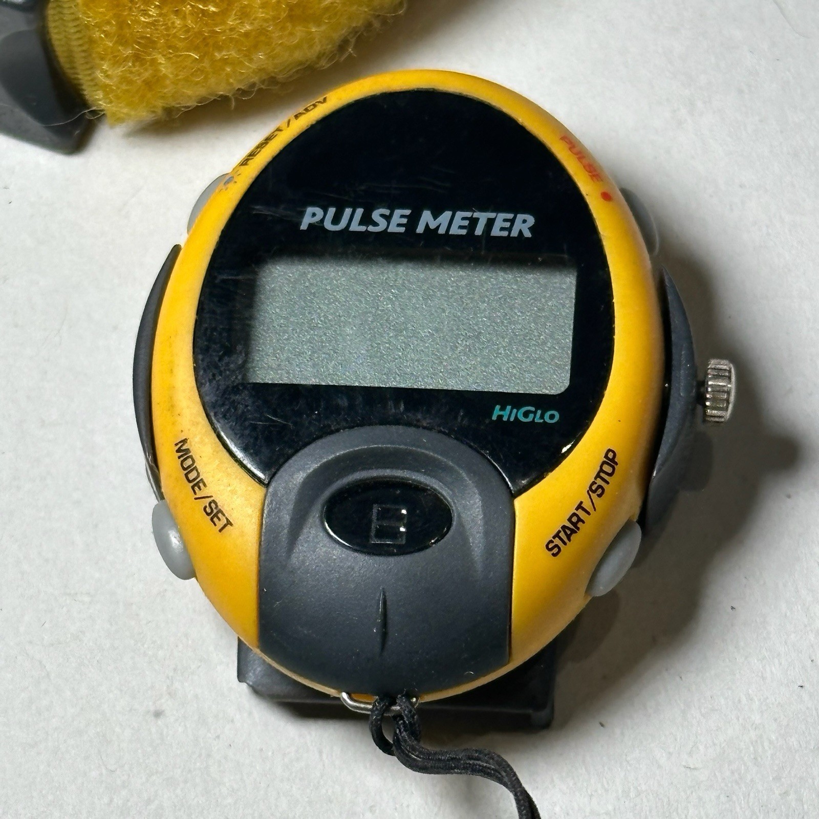 HiGlo Pulse Meter Digital Fitness Heart Rate Monitor Stopwatch Yellow Wrist