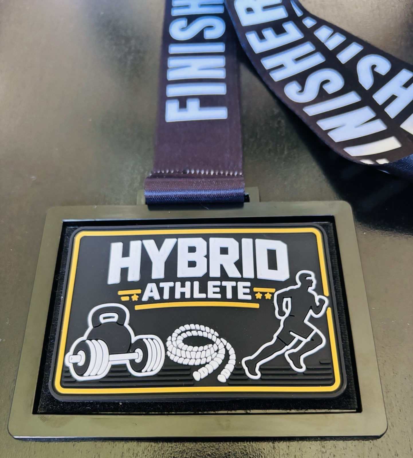 Hybrid Athlete Patch Hook - Male Black/Yellow