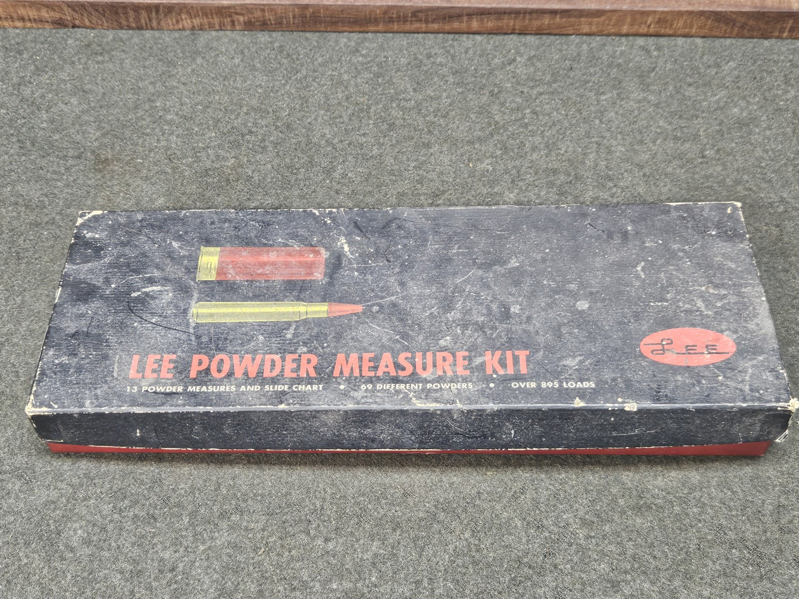 Lee Reloading Powder Measure Kit 13 Powder Measure Dippers Scoops 90100
