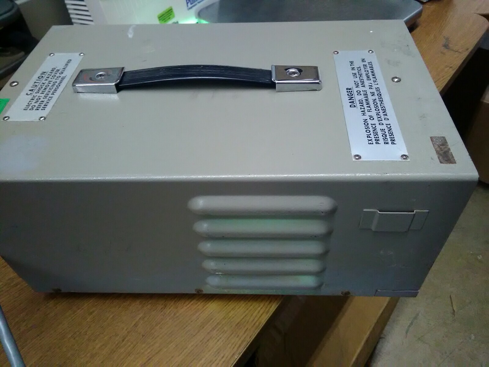 OLYMPUS CLK-3 COLD LIGHT SOURCE (C3)