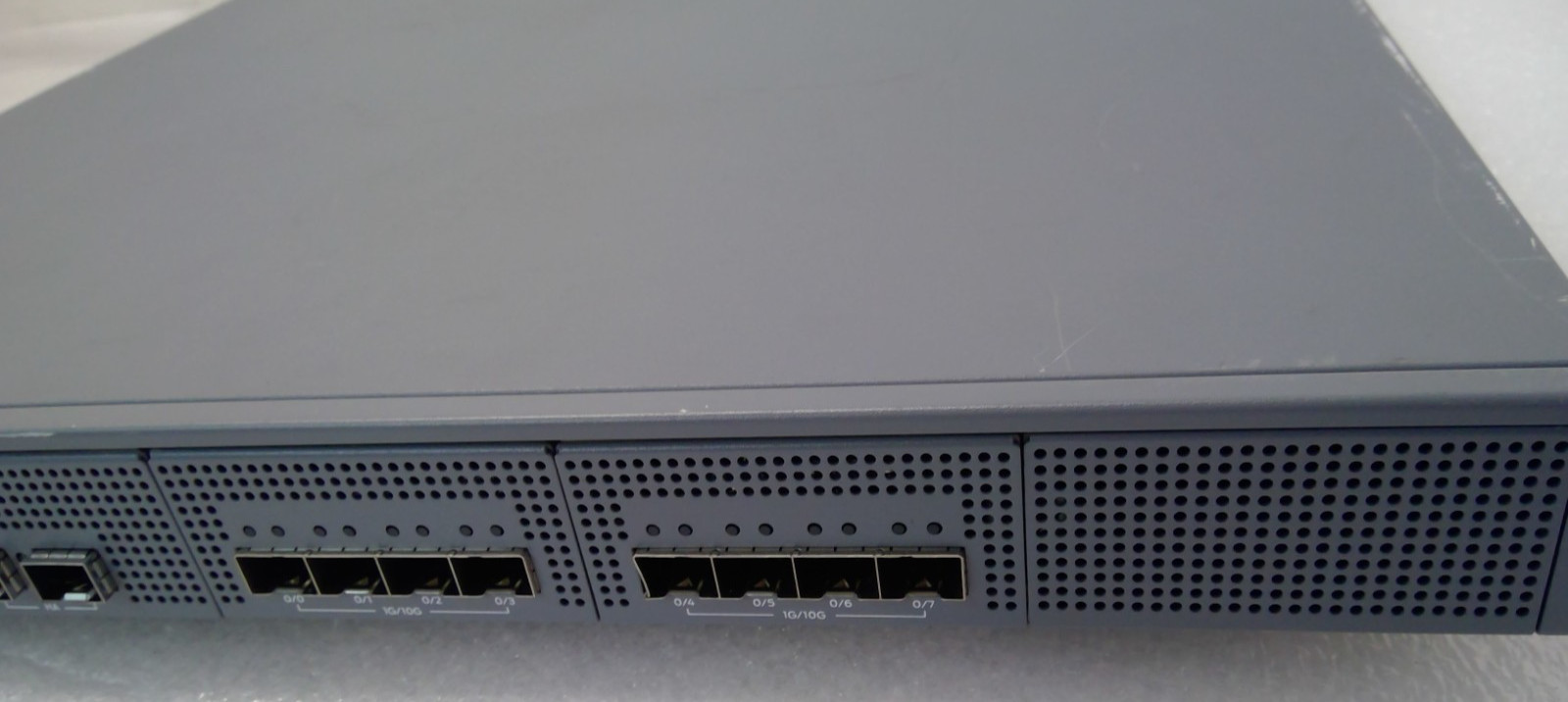 Juniper SRX4200 Services Gateway Firewall with AC Power SRX4200-AC *READ DETAIL*