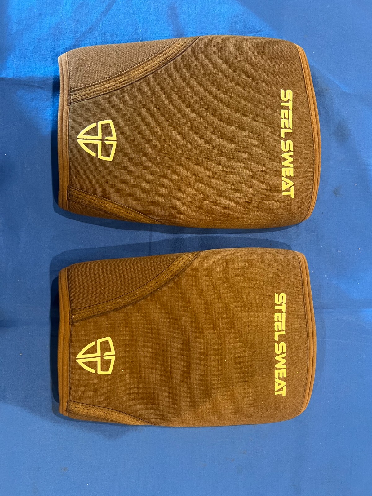 Slightly Used Steel Sweat Knee Sleeves Adult XL Brown