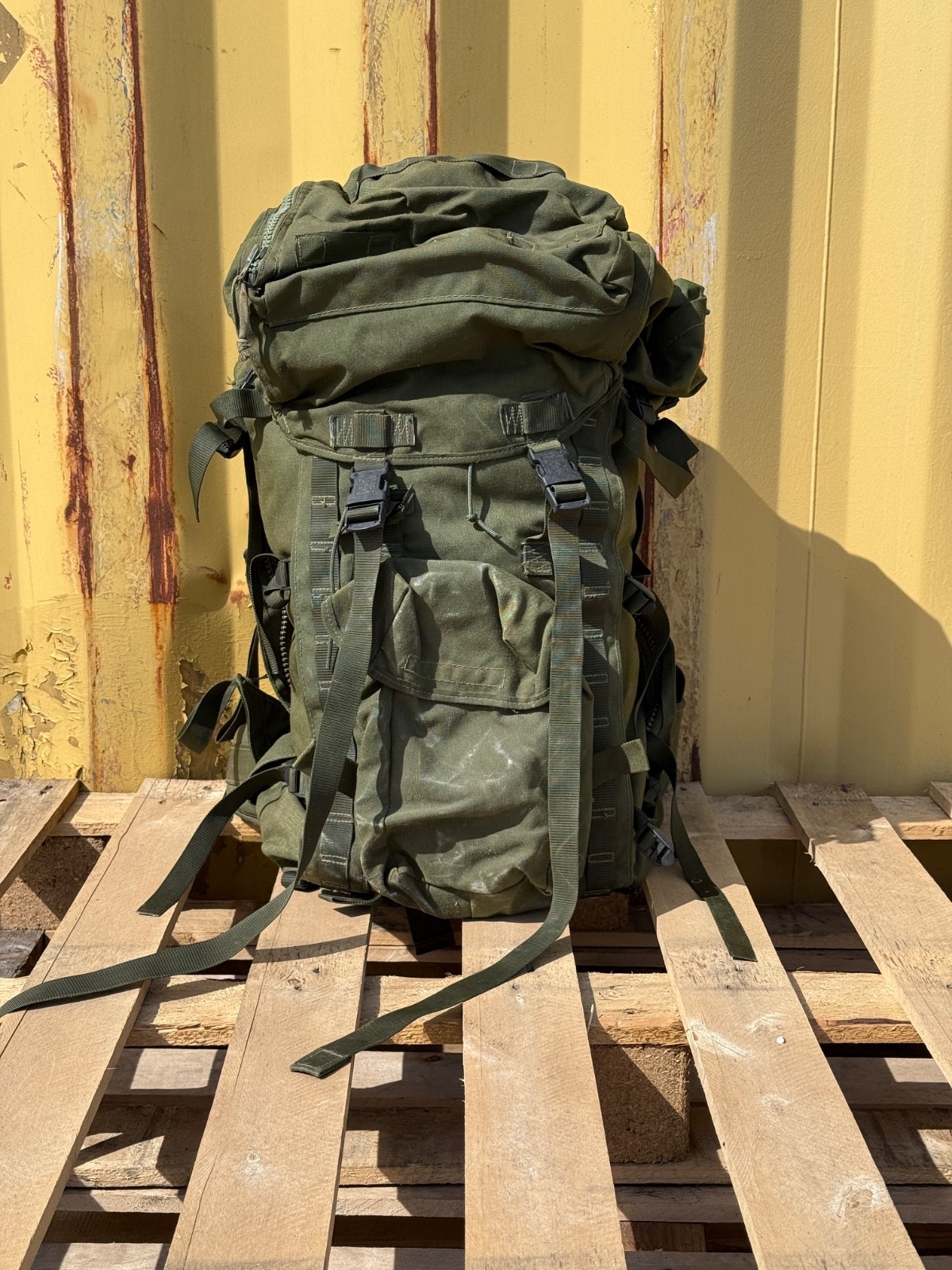 100L British Army 90 Pattern Olive Green Long Back Bergen - Grade 1  - #K8