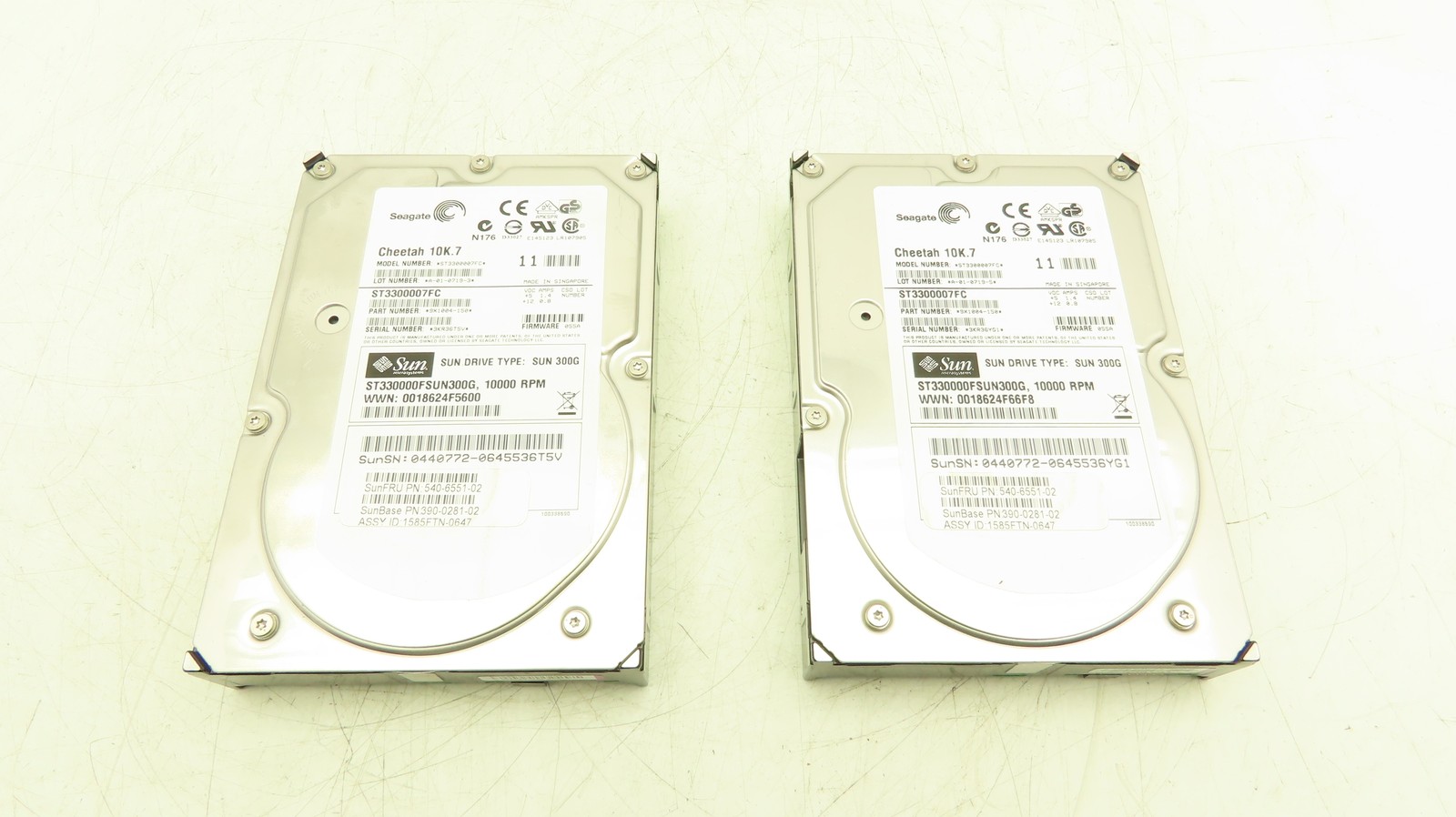 Sun/Seagate Cheetah 10K.7 Hard Drive Fibre Channel 10k rpm 3.5" 300Gb Lot of 2