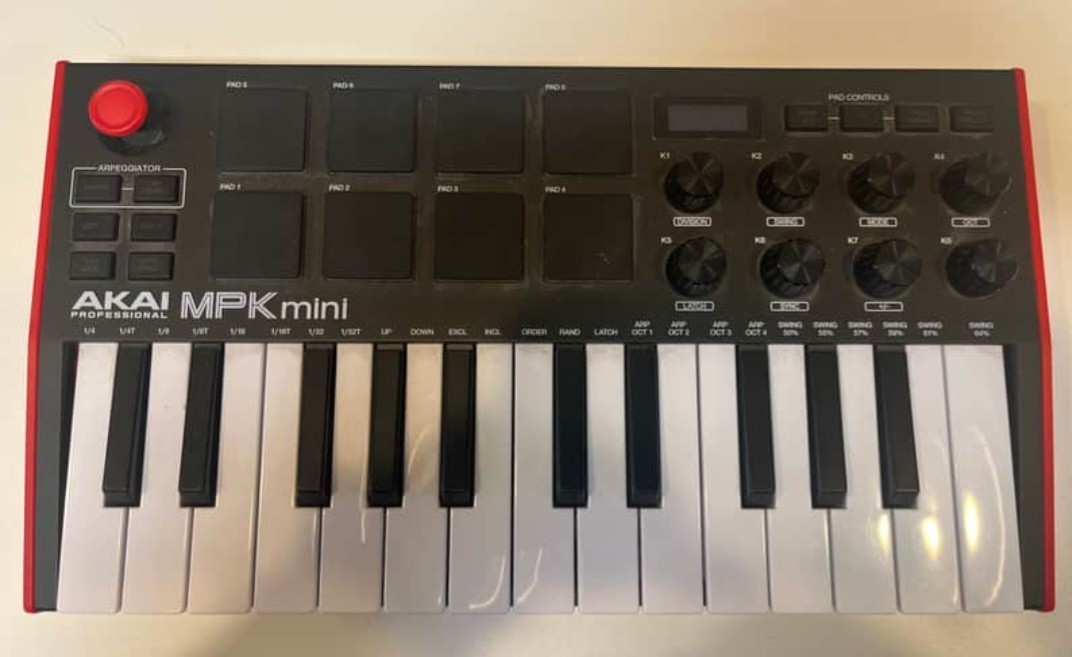 Akai MPK mini
