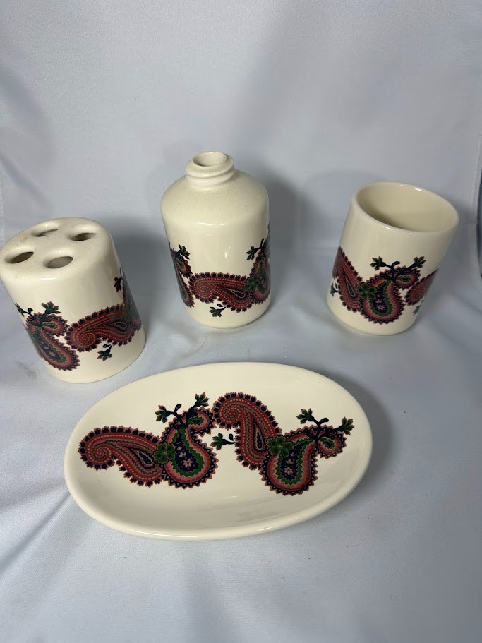 Vintage Pfaltzgraff USA Paisley Bath Set Soap Dish Toothbrush Holder Tumbler
