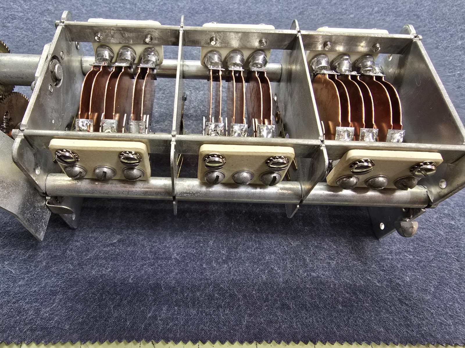 Hammarlund HQ - 180 Ham Radio Receiver Part - Band Spread Variable Capacitor