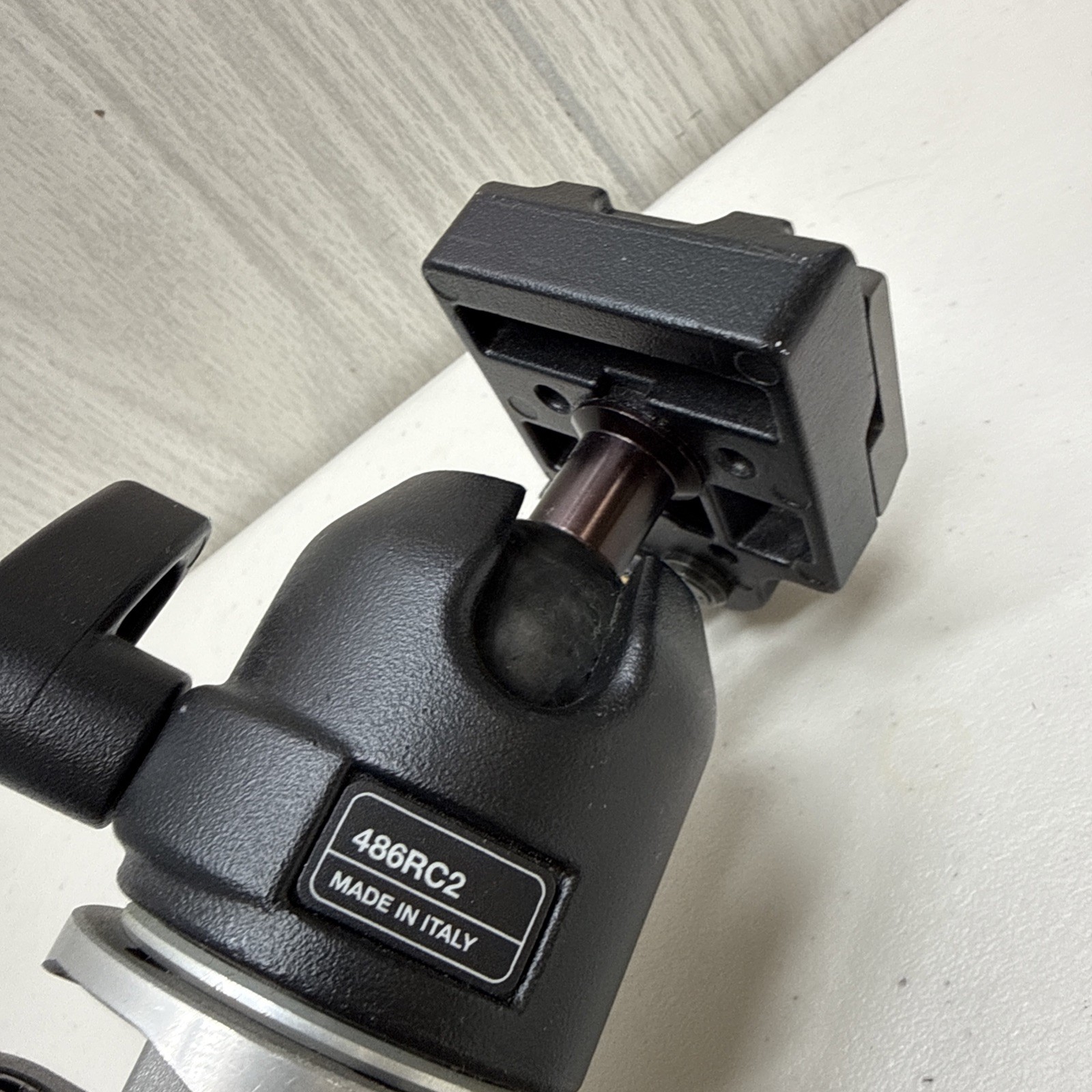 Manfrotto 190CL Tripod with Compact Ball Head 486RC2