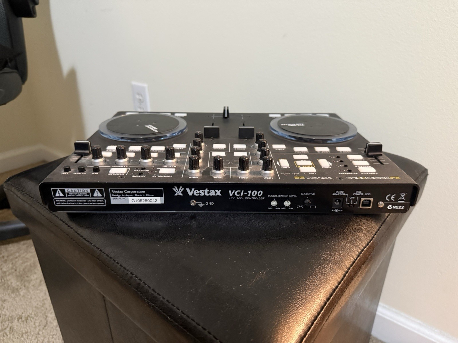 Vestax VCI-100 DJ Midi Controller Professional Compact Digital Mixer (Black)