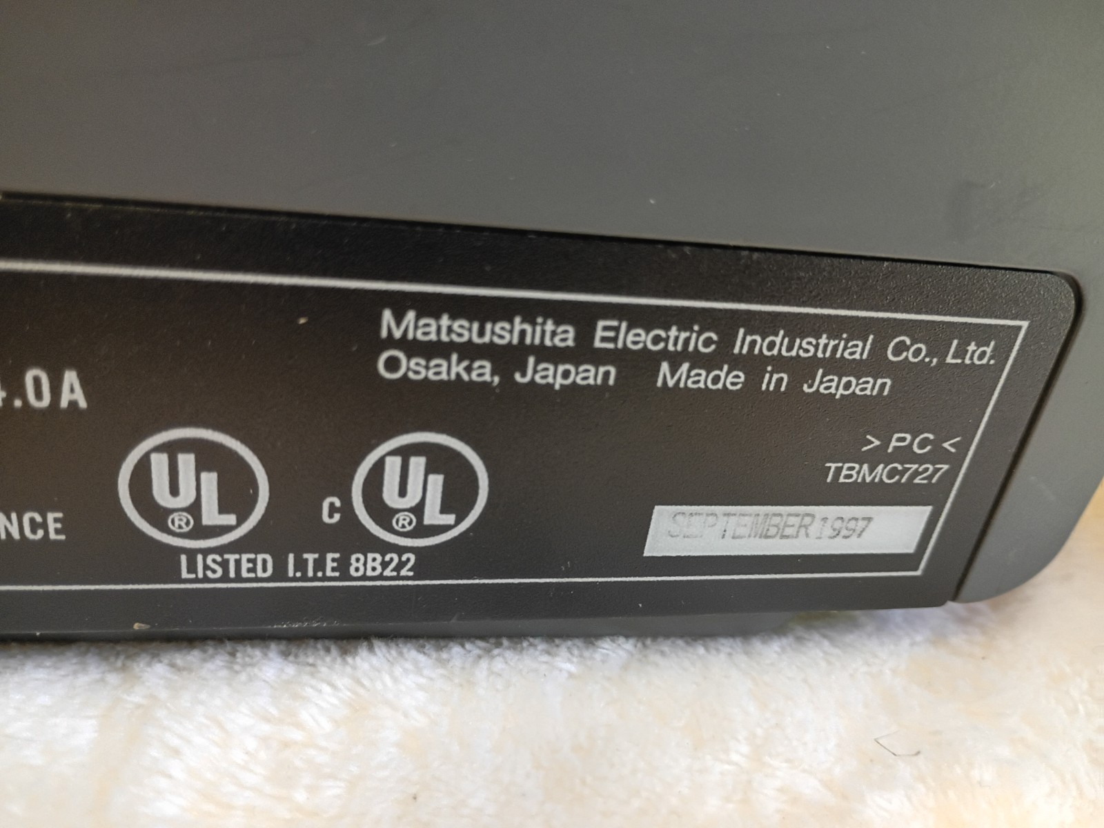 Panasonic PT-L595U LCD Projector - 1024x768, Tested ✓