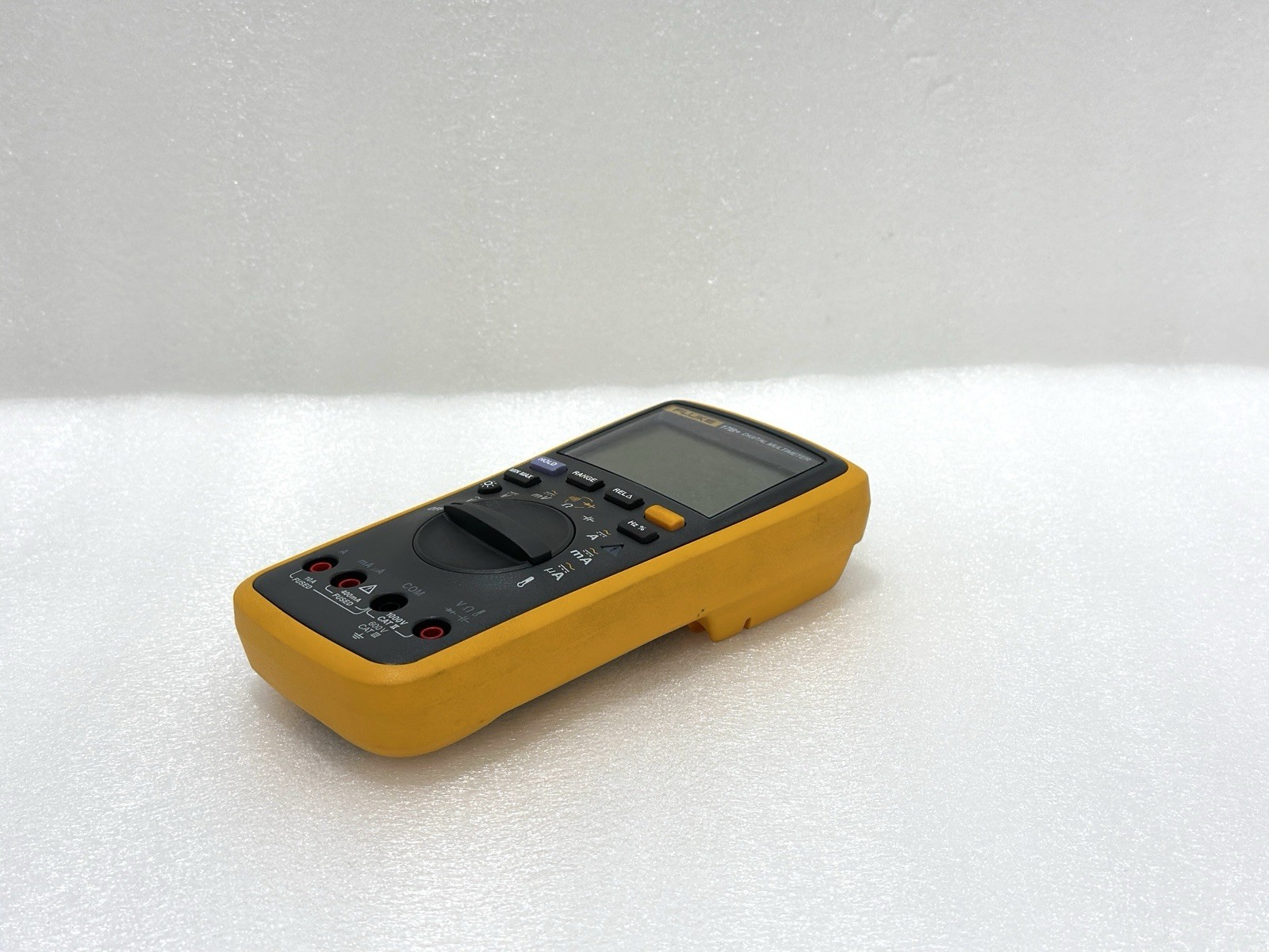 FLUKE 17B+ DIGITAL MULTIMETER AC/DC CURRENT VOLTAGE TEMPERATURE - NEW