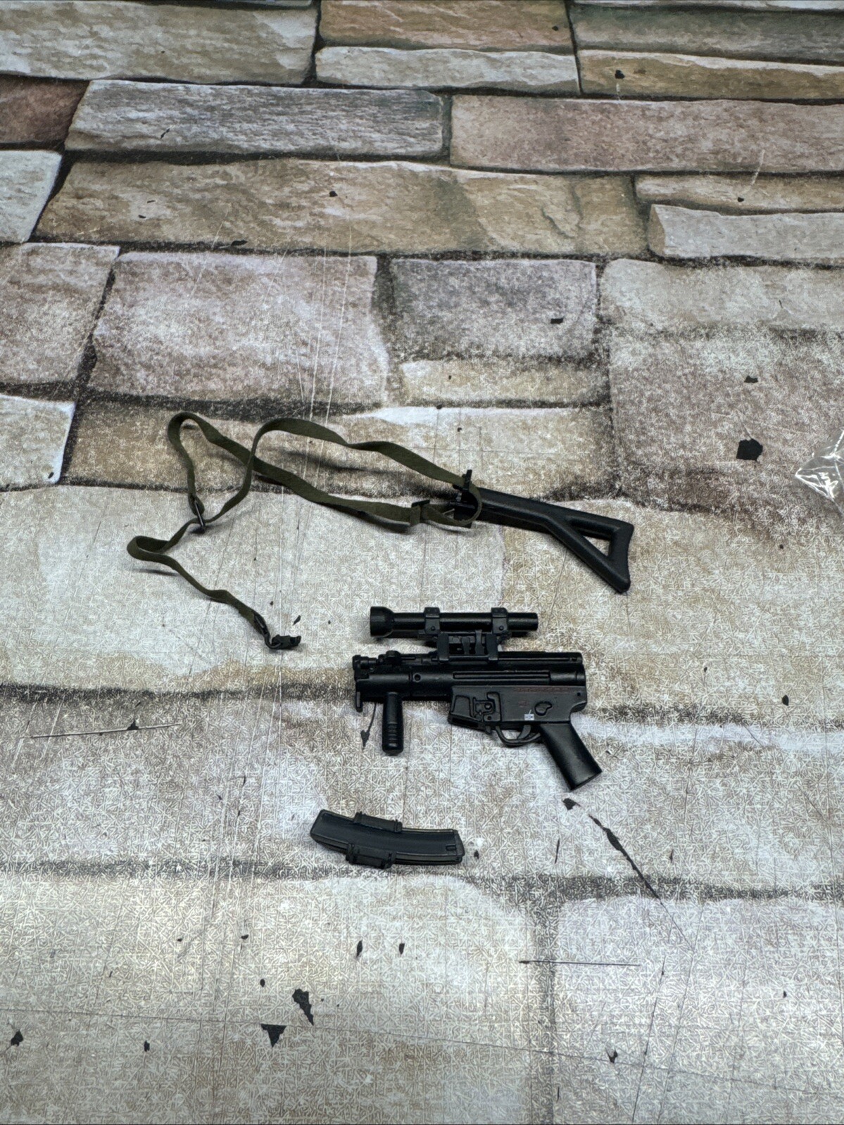 Metal Non Firing Mp5 Machine Gun Toy Mini 2 Inches With Stock And Magazine