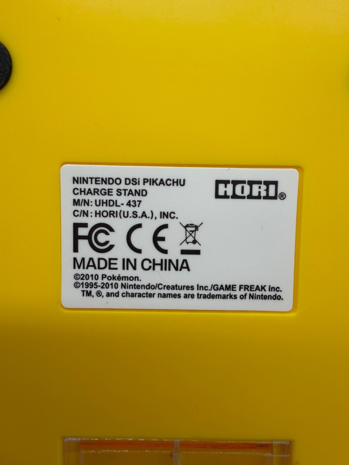 Pokémon Nintendo DSi Pikachu Charge Stand