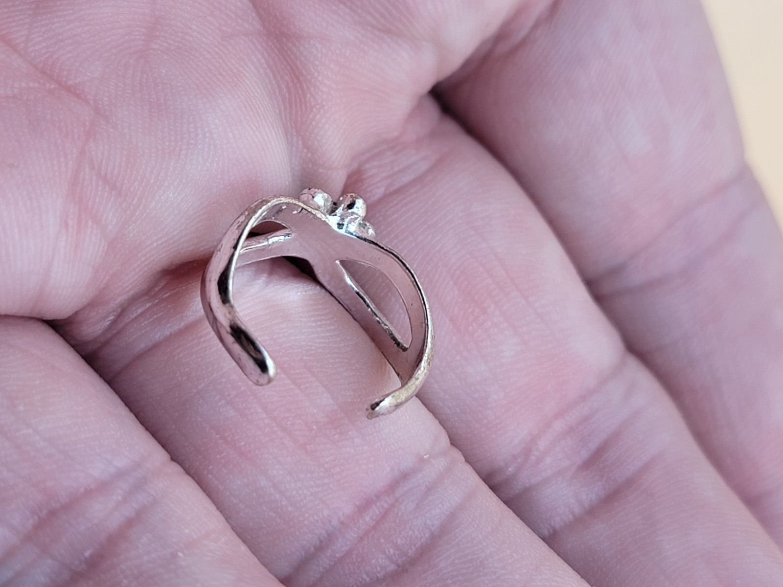 Flower Design Toe Ring Silver
