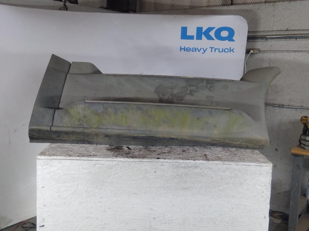 For 2018 FREIGHTLINER CASCADIA 125 SIDE FAIRING Right ,  GA