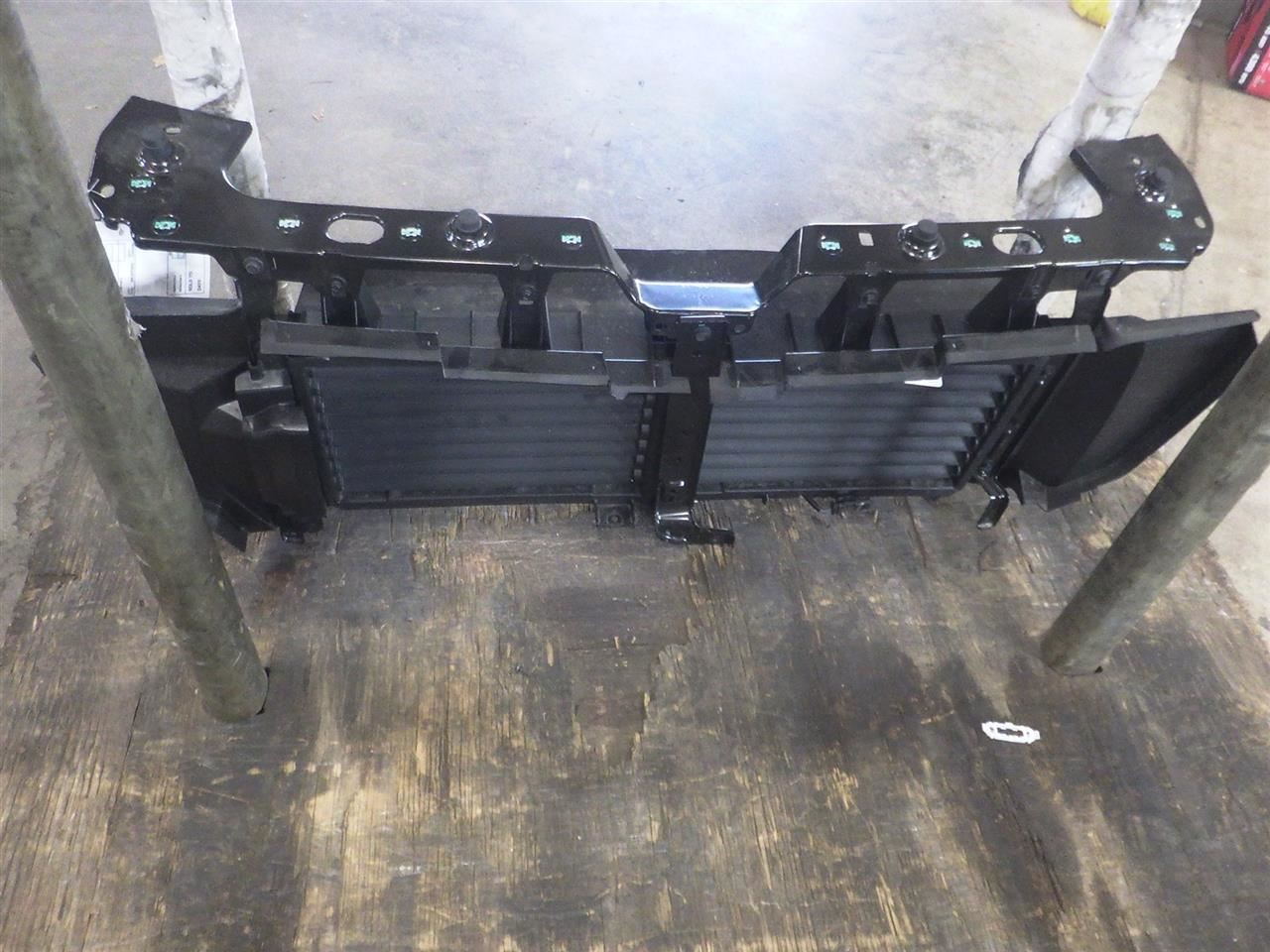 2026 Terrain AT4 Upper Air Shutter 26343402
