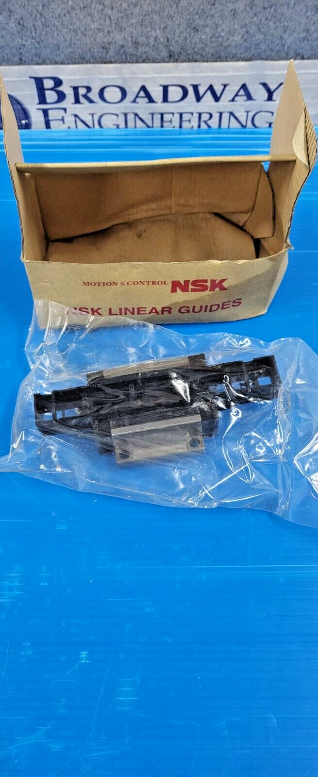NSK LINEAR GUIDE LAR20FL-T BIN#8