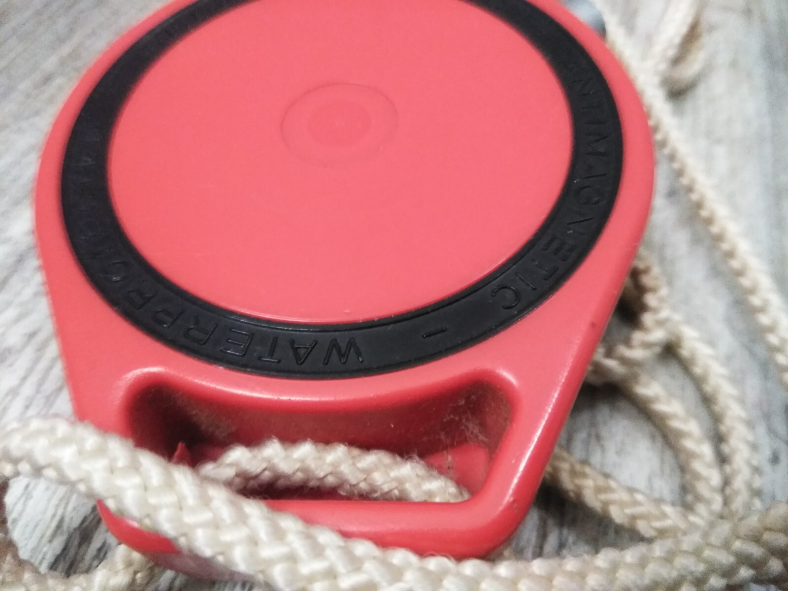 VTG. DORO SHOCK-PROTECTED ANTIMAGNETIC WATER-PROTECTED STOPWATCH W/CORD