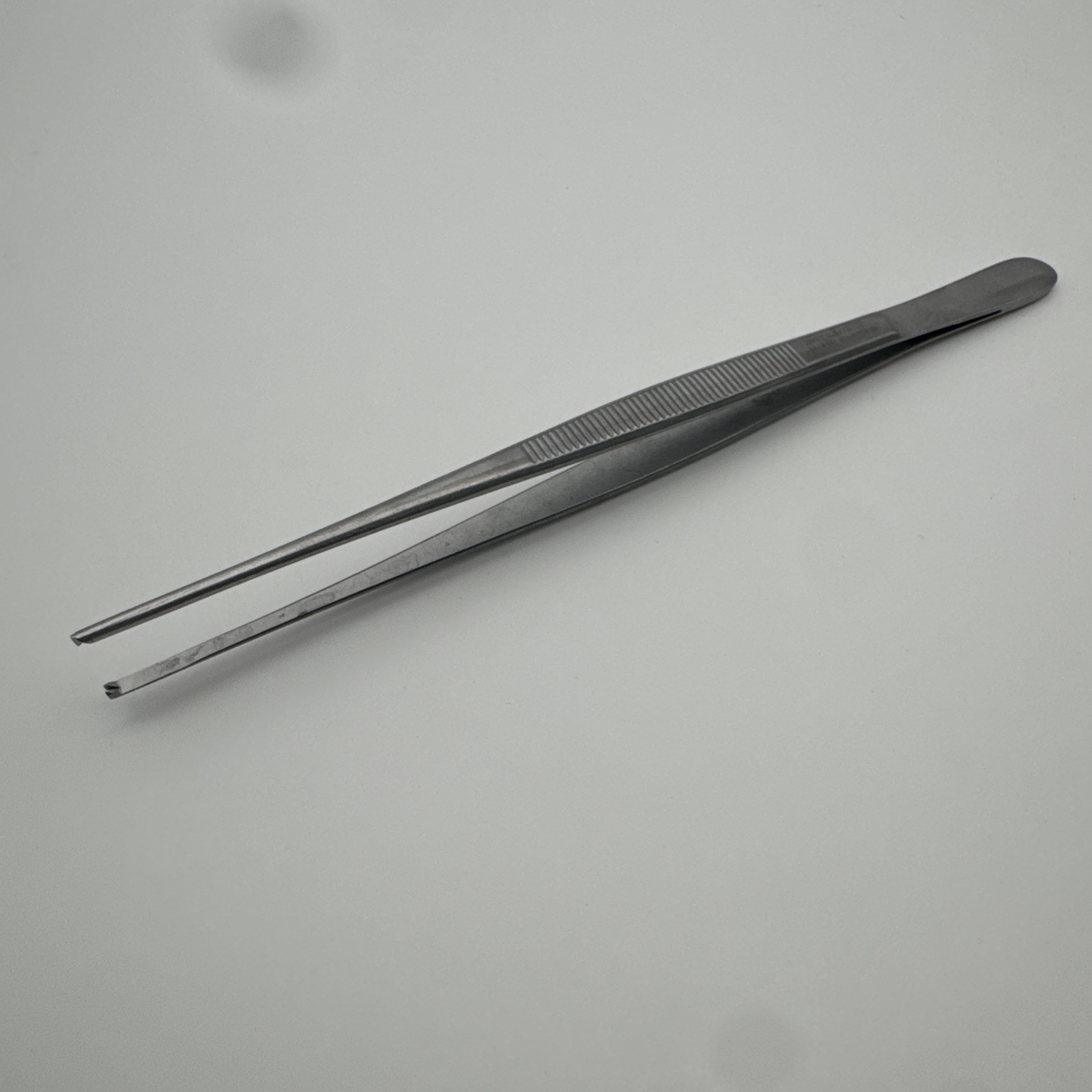 Jarit 130-170 Tissue Forceps, 1 x 2 Teeth, 8"