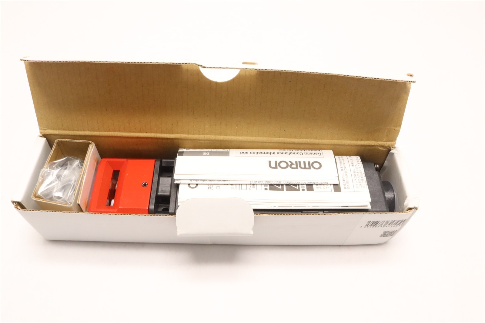 OMRON GUARD LOCK DOOR SAFETY SWITCH D4SL-N3NDA-D