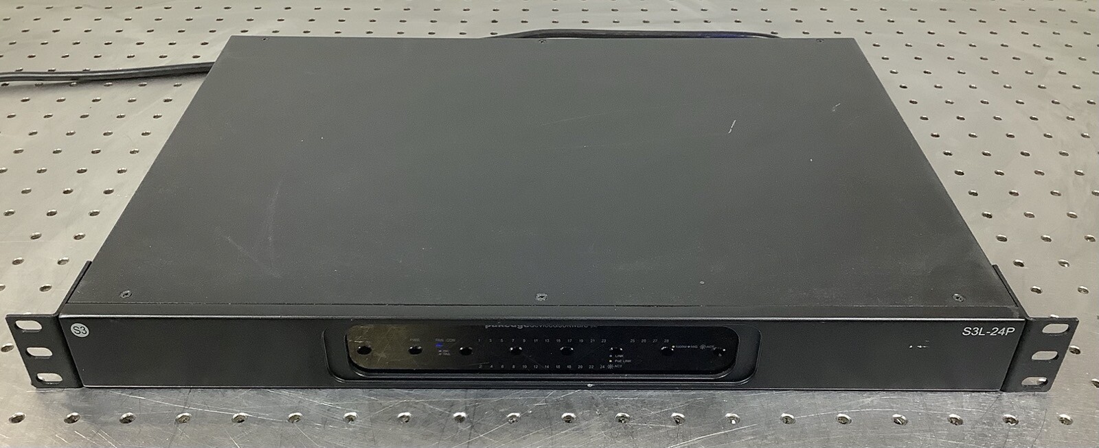 Pakedge S3L-24P Full Layer 3 Managed Lite PoE+ Switch 24 1G Ports / 4 SFP+ Ports