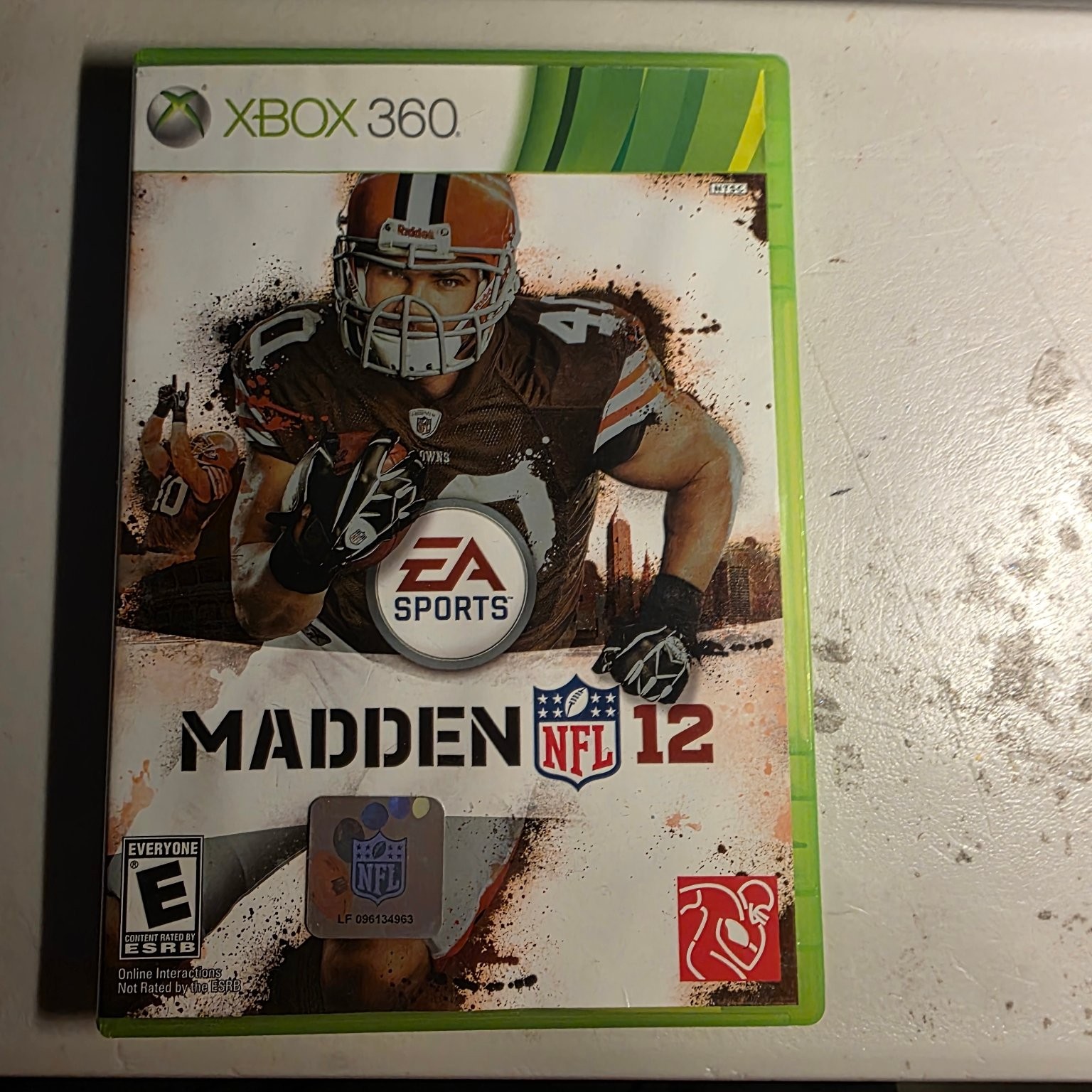 Madden NFL 12 Standard Case Xbox 360 EA Sports Football Game