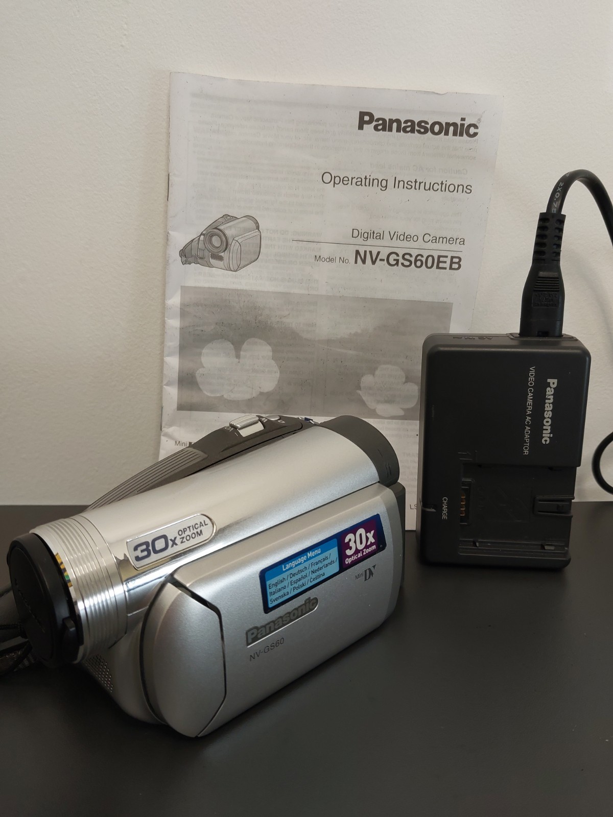 Panasonic NV-GS60 Digital Video Camera MiniDV Powers On LCD Zoom Audio Tested