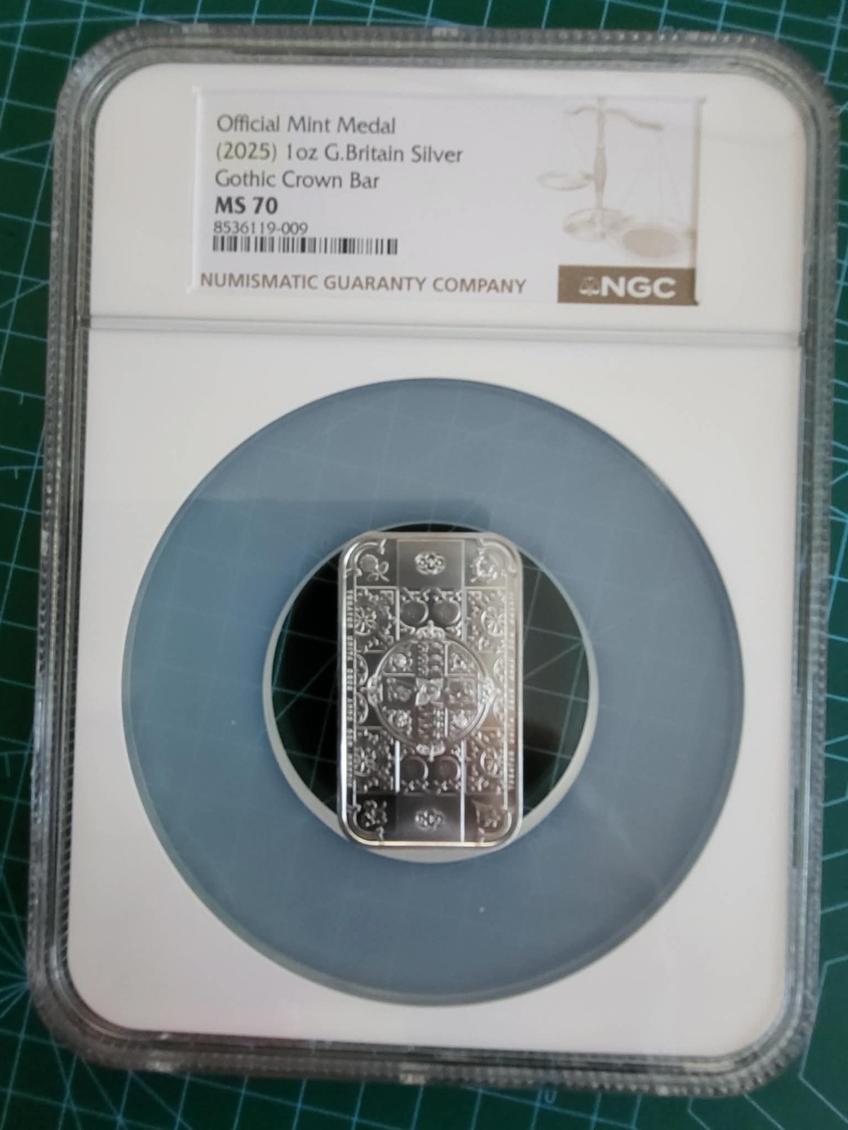 2025 Royal Mint 1oz The GOTHIC CROWN Silver Bar NEW Graded NGC MS70  2 OF 24 (2)