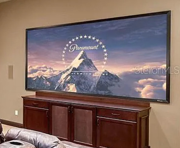 Draper ShadowBox Clarion 123” Fixed Frame Projector Screen – Grey XH600V – Home