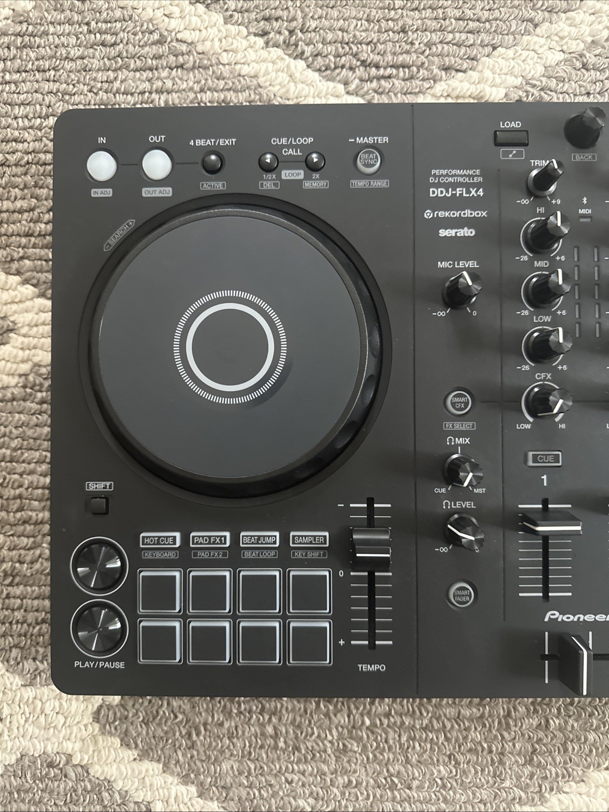 Pioneer DJ DDJ-FLX4 2-Channel DJ Controller - Black