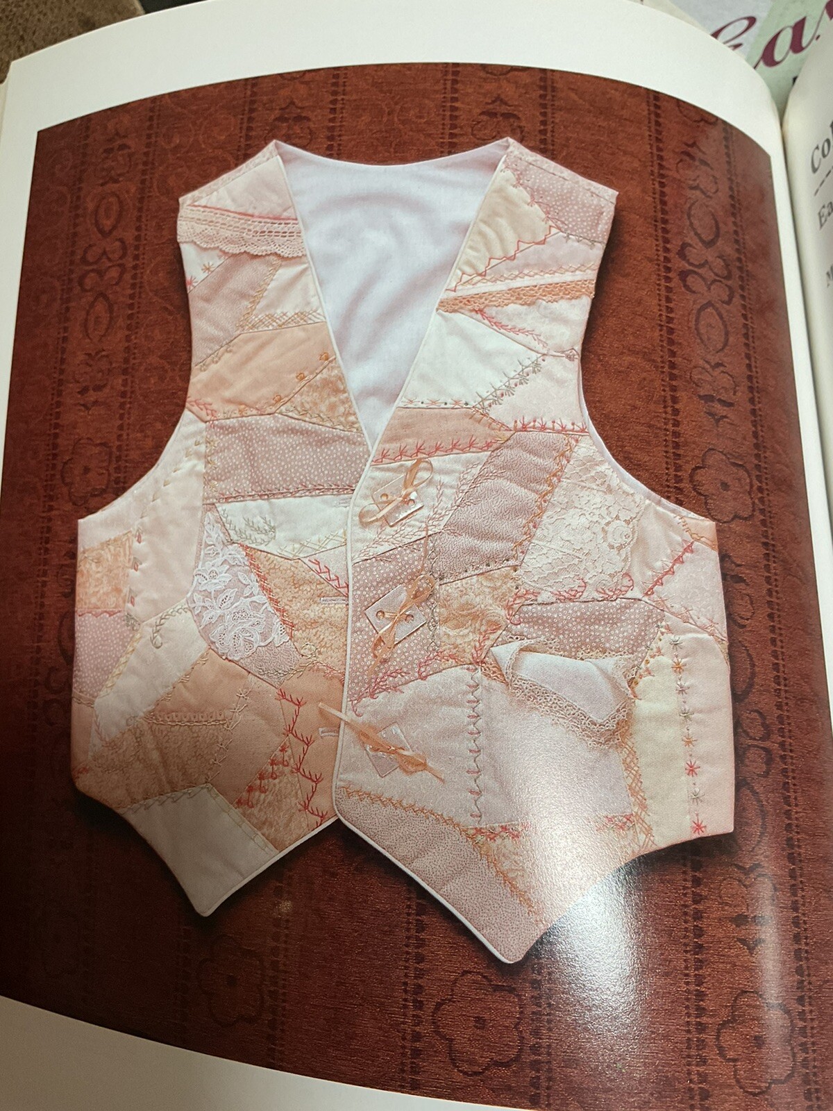 VICTORIAN PATCHWORK & QUILTING, Arlene Dettore & Beverley Maxvill 30+ Projects