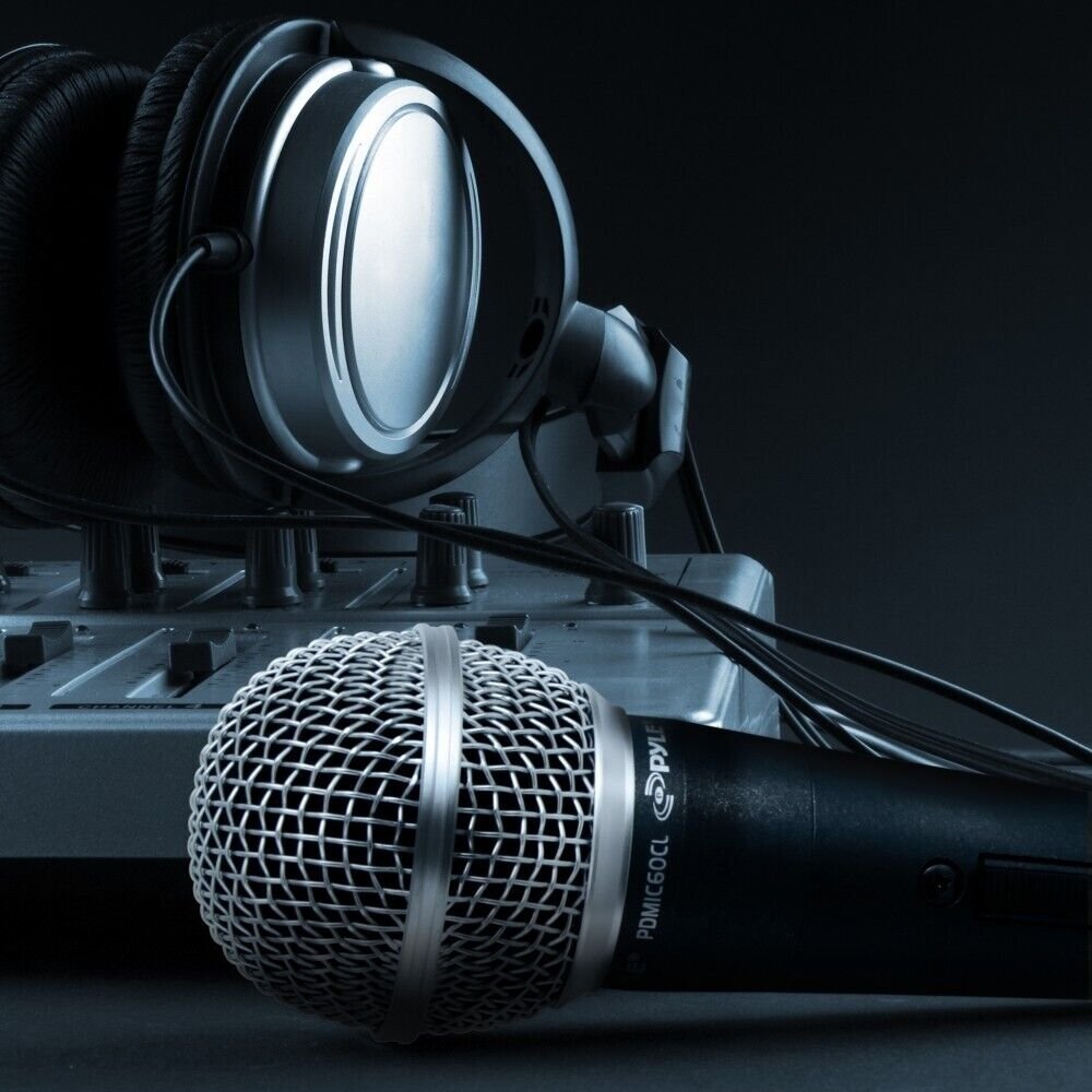Pyle Professional Dynamic Microphone, Unidirectional Handheld Mic PDMIC59