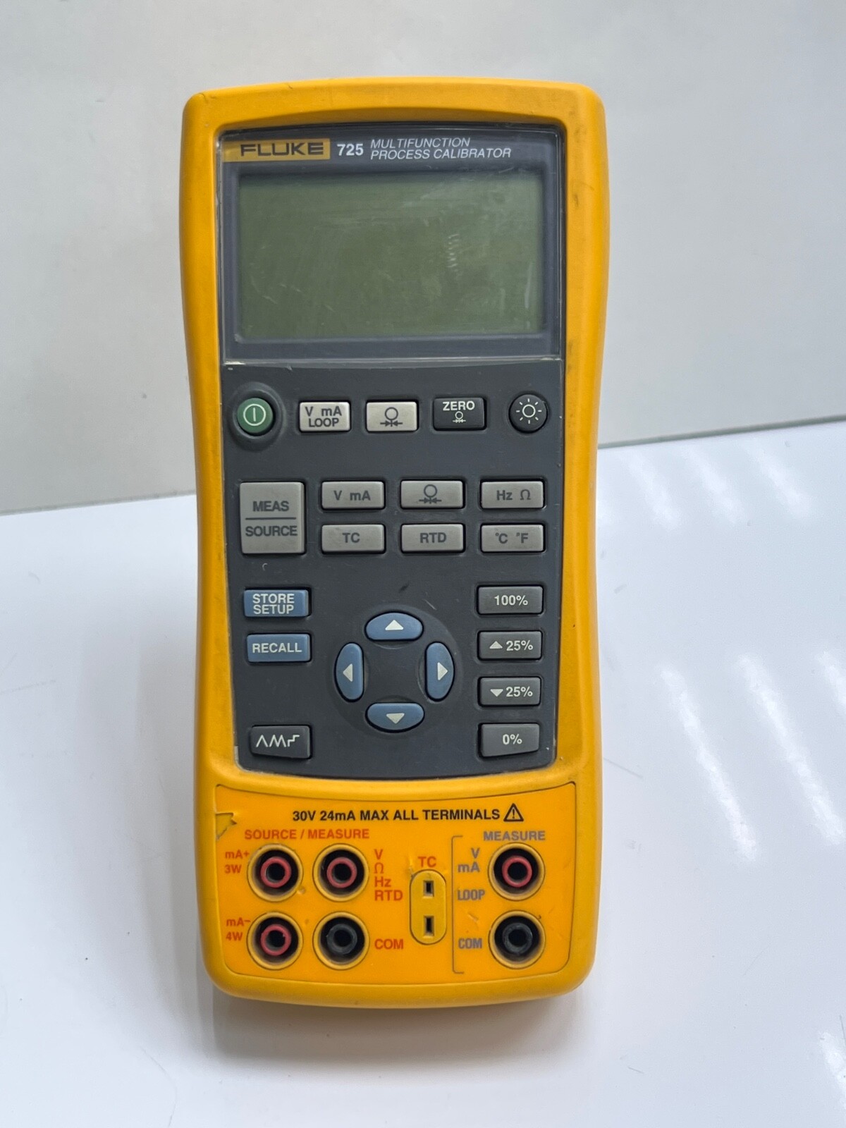 Fluke 725 Multifunction Process Calibrator (FOR PARTS)