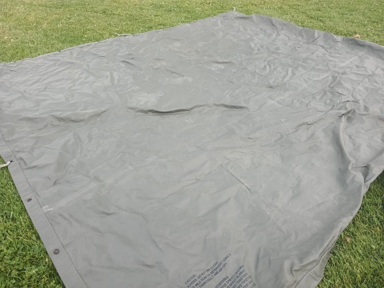 USGI REVERSIBLE FIELD TARP ACU / GREEN CAMO PATTERN GRADE 2