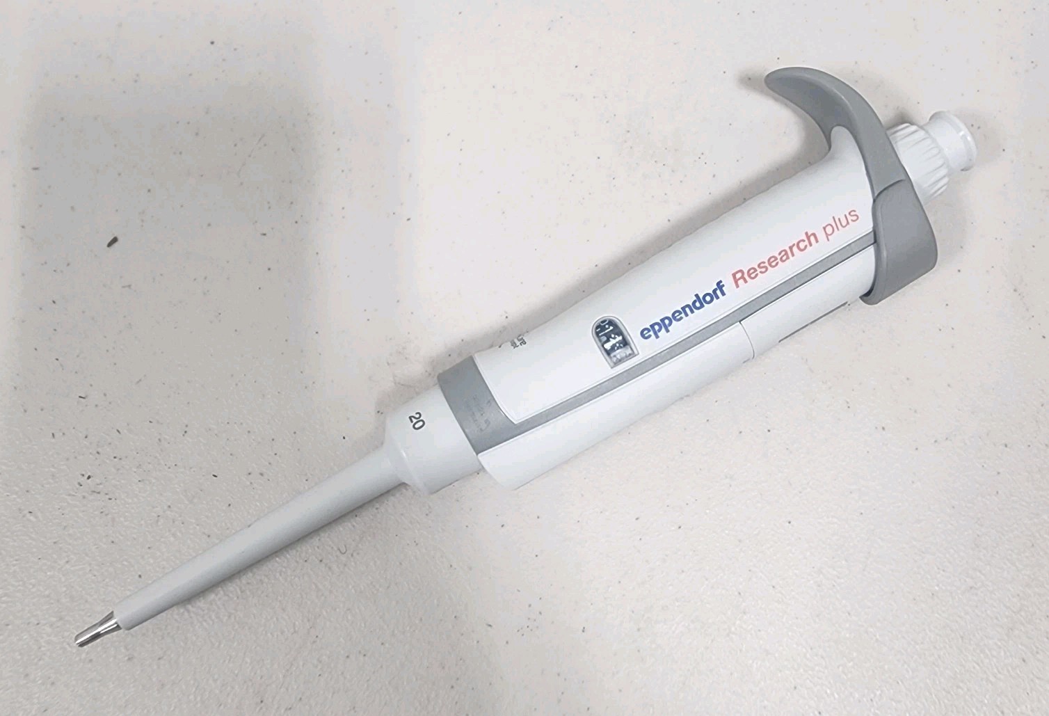 Eppendorf Research Plus 2-20uL Adjustable single channel  Pipette
