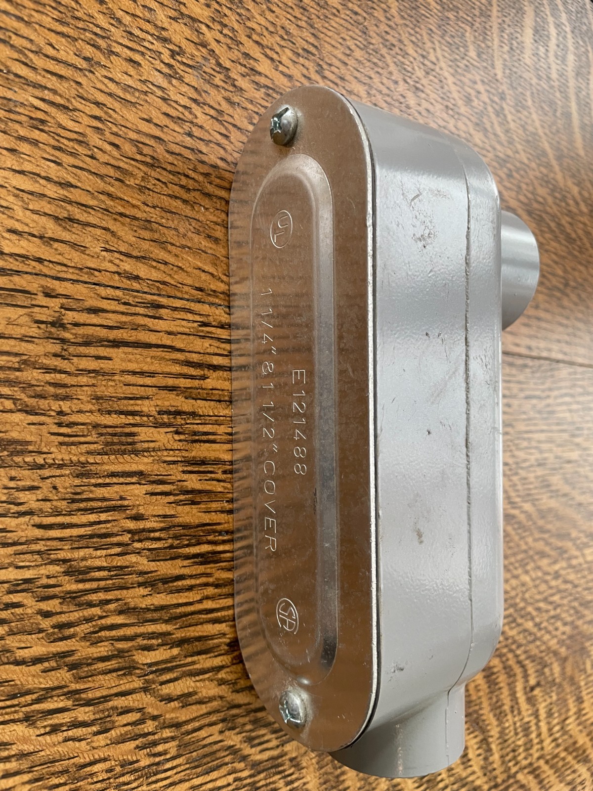 SWF E121488 / E121488 (USED)  1 1/4" & 1  12/" Cover