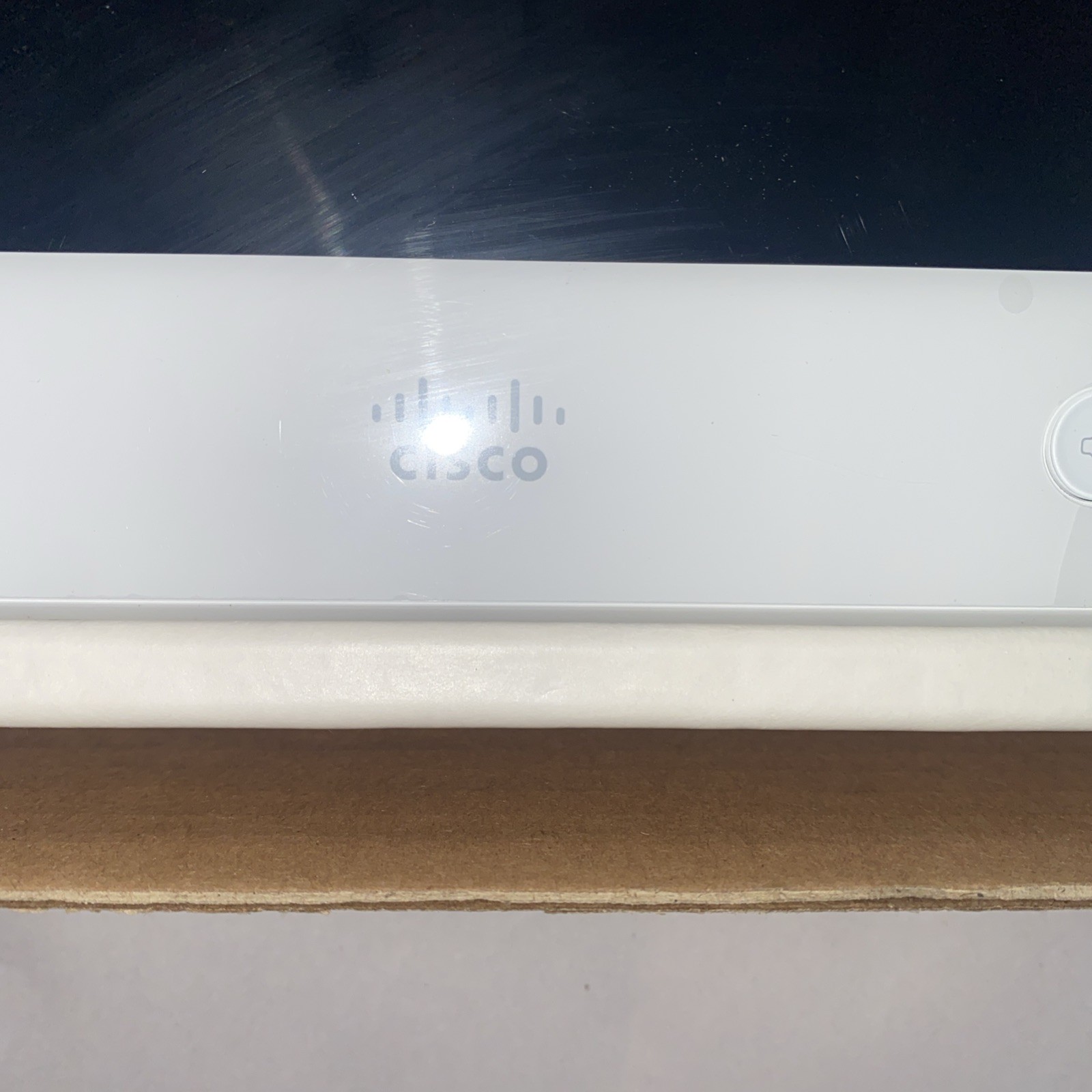 Crisco Telepresence Touch 10 Device