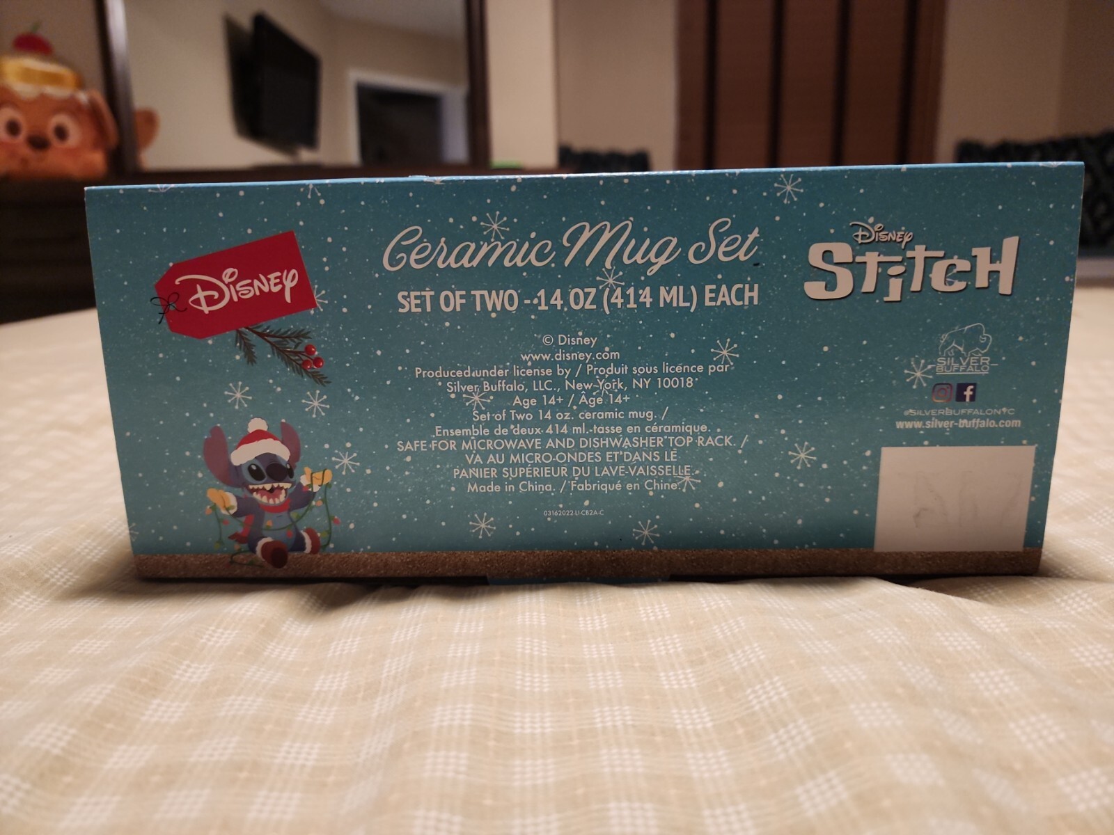Stitch Aloha Christmas mug set