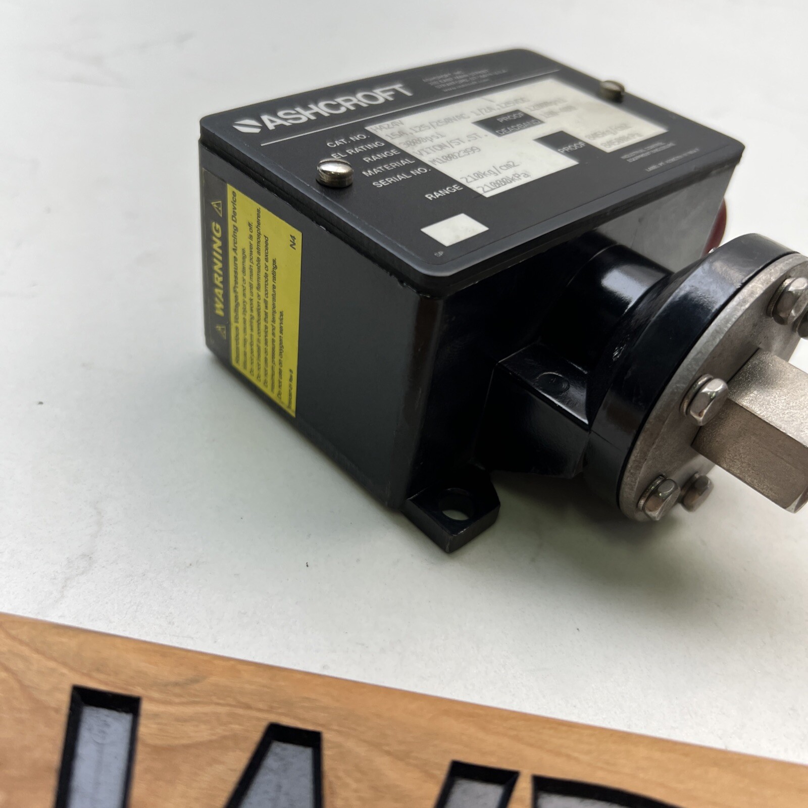 Ashcroft H424V XCH Switch New Open Box