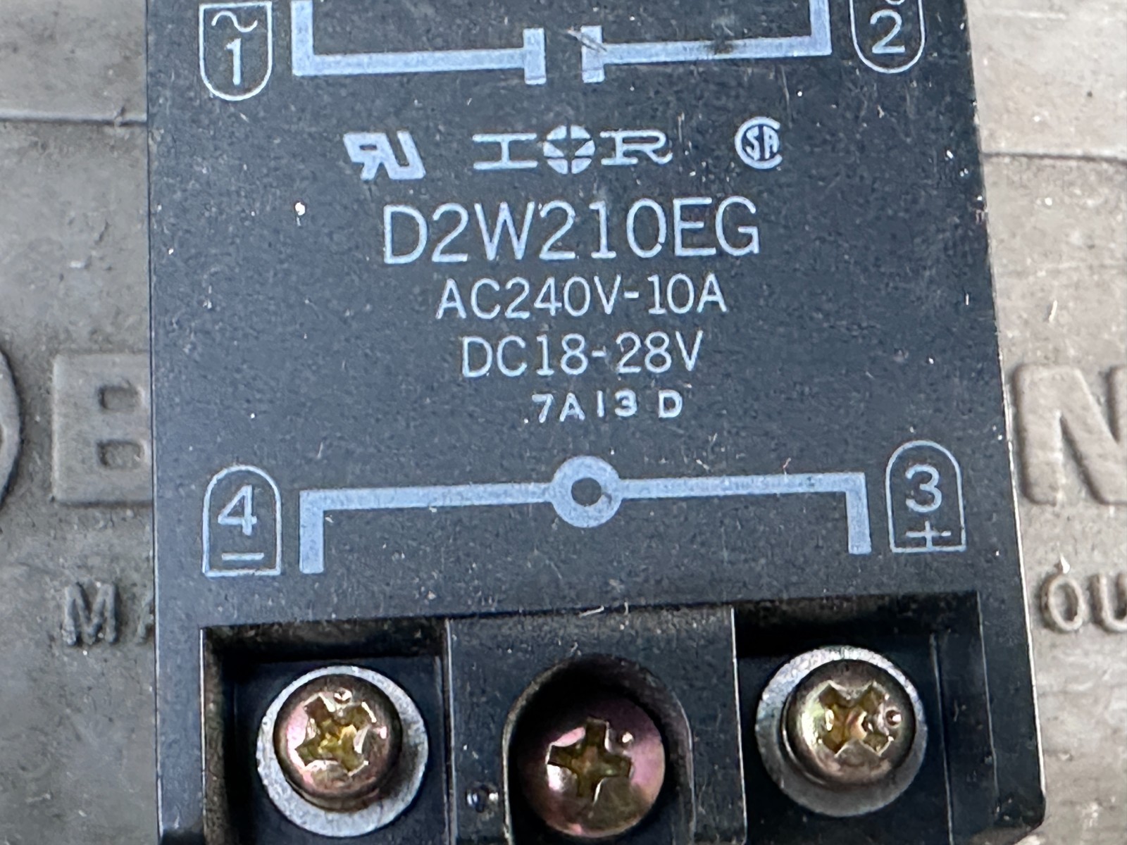 IR D2W210EG Solid State Relay