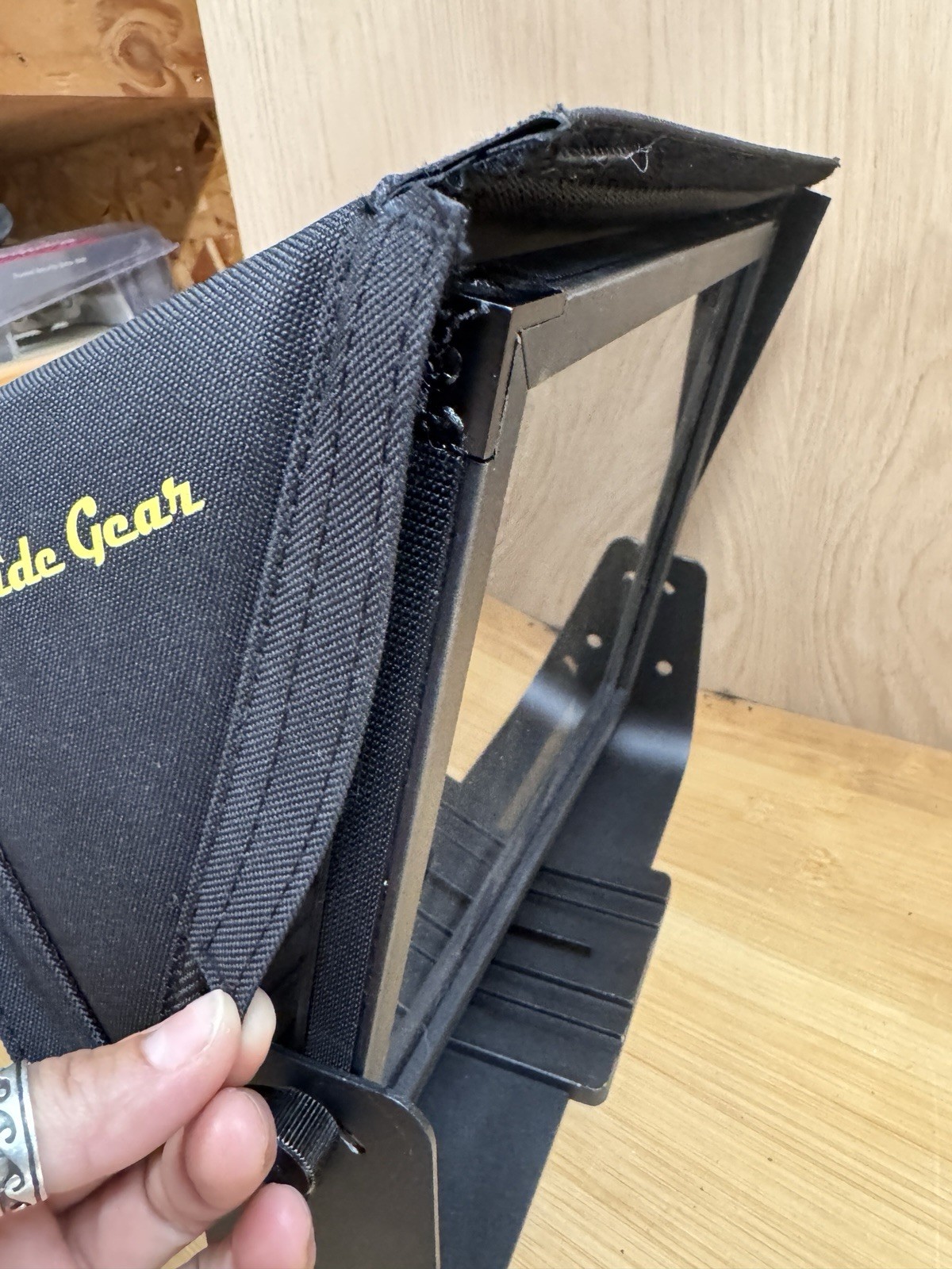 Glide Gear TMP100 Adjustable iPad/ Tablet/ Smartphone Teleprompter Opened Box