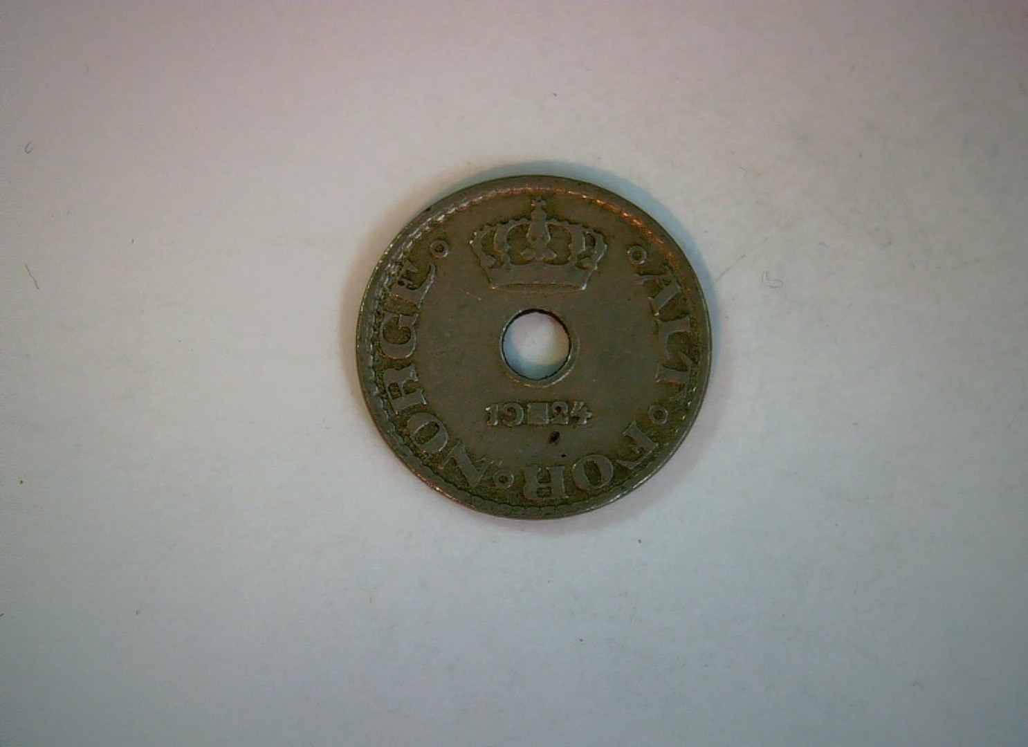 Norway 1924 10 Øre Haakon VII holed 10 Øre Coin
