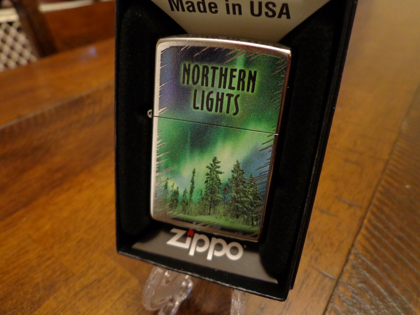 NORTHERN LIGHTS ZIPPO LIGHTER MINT IN BOX