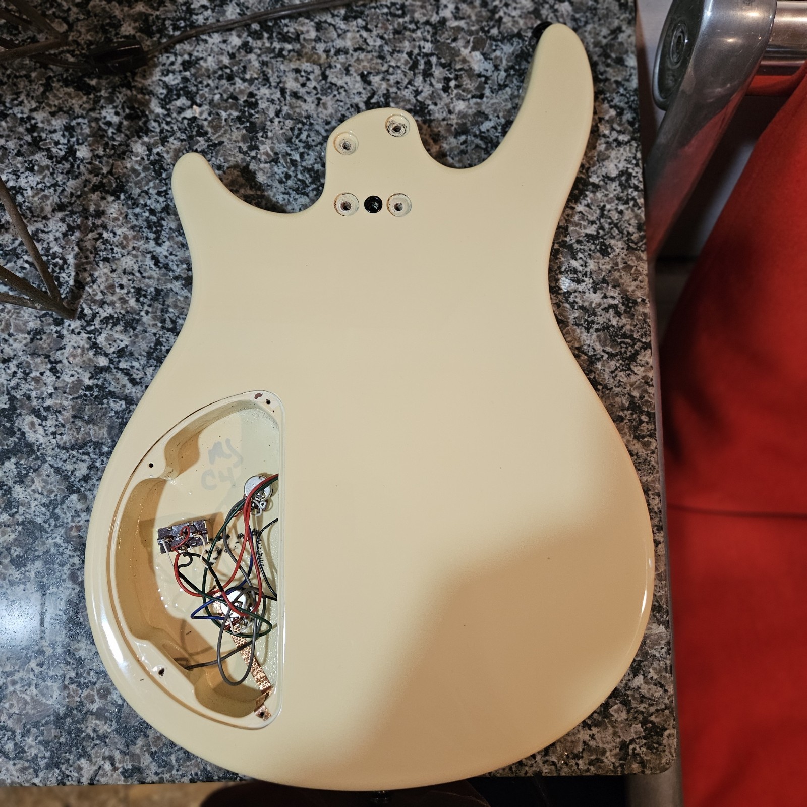 Peavey Fierenza p90 body