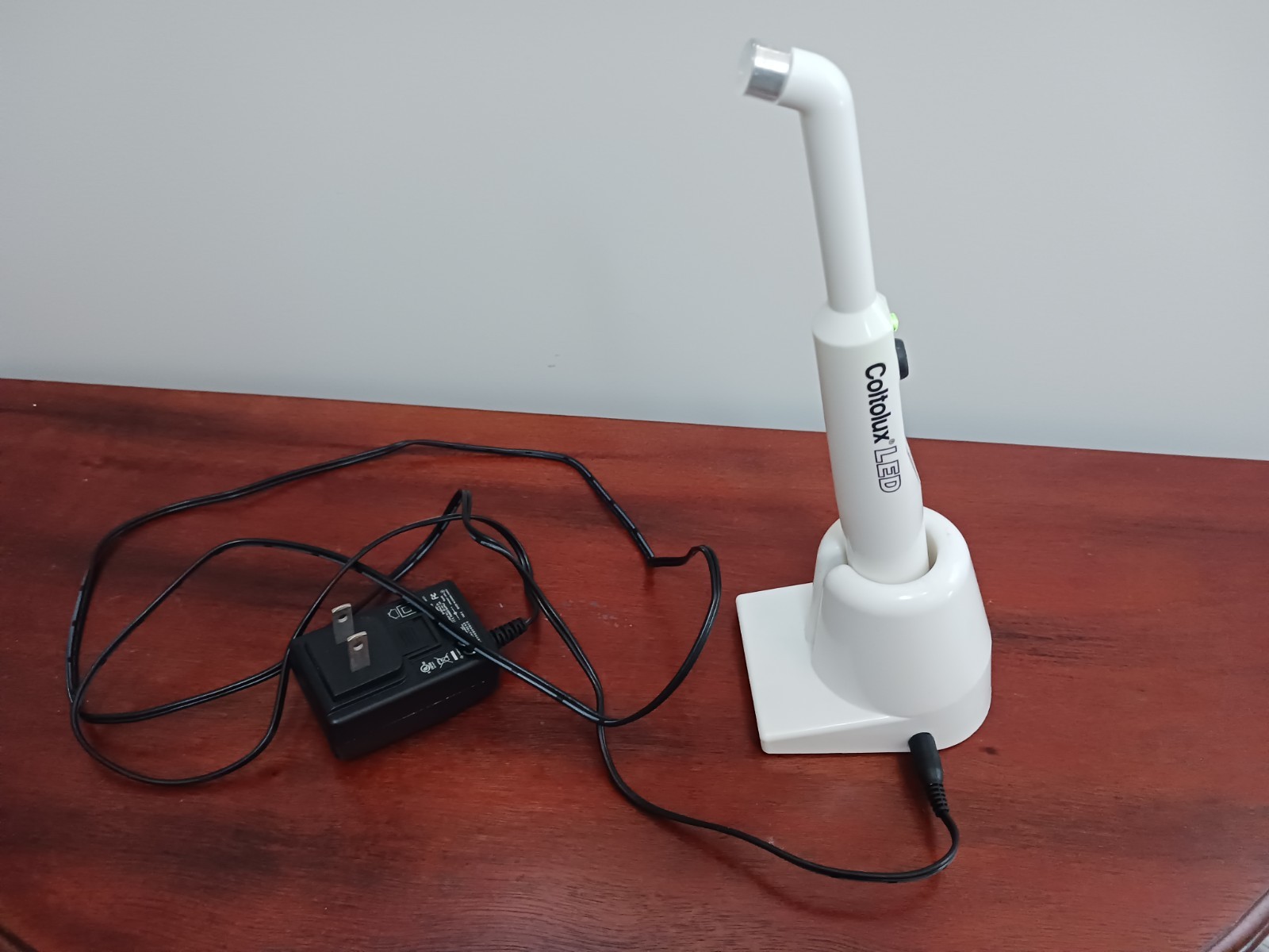 coltolux led curing light - portable, rechargeable, short curing time