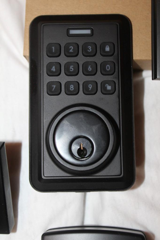 FRONT DOOR HANDLE WITH KEYPAD DEADBOLT LOCK