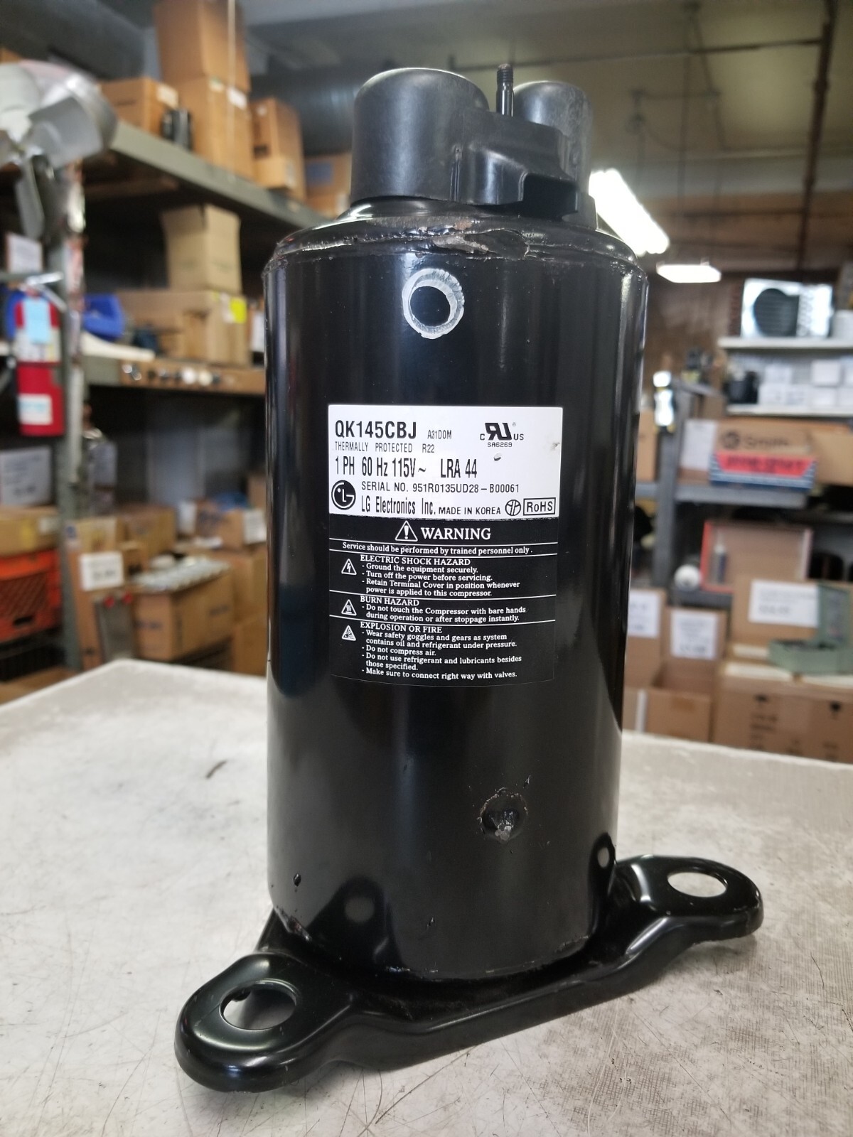 LG QK145CBJ 10,000 BTU 115V 1PH 60HZ R-TWENTY TWO ROTARY A/C COMP.