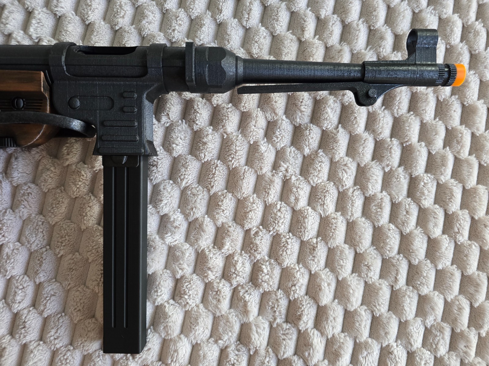 3D Printed MP40 Replica WWII – Handcrafted – Moving Parts – Non-functional